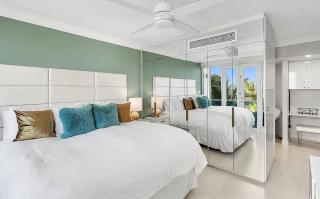 Oceanview Sub Penthouse, Walk to Beach & Pool - San Juan - 6