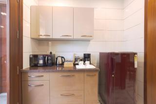 Tranquil 2BR Oasis with Balcony & Bathtub - Gurgaon - 8