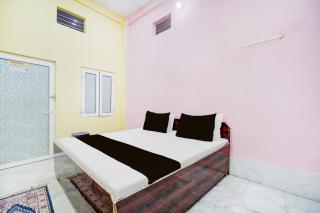 SPOT ON Bhardwaj Home Stay - Mathura - 2