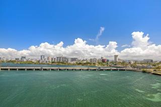 Sunrise View Studio | Balcony & Pool Access - San Juan - 7