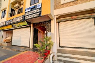 Hotel O The Shark Palace - Bhopal - 1