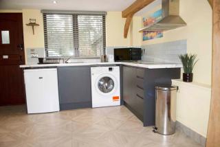 Forest 2BR Apt gated free Parking 2 acres Garden - Chislehurst - 1