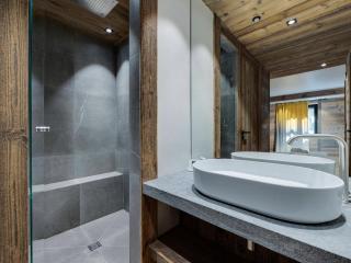 Appartement 95m², Sud-Est, Jacuzzi, Val d'Isère, 4 Suites, Parking, Animaux OK - FR-1-567-73 - Val dʼIsère - 1