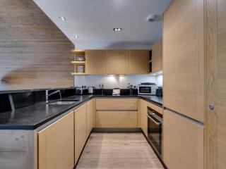 Bel appartement 4 pièces avec terrasse et parking, à 350m du centre de Val d'Isère - FR-1-567-40 - Val dʼIsère - 3
