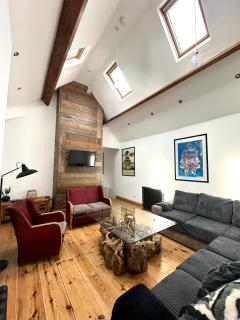 3-Bed Apartment with Rooftop Terrace - 9