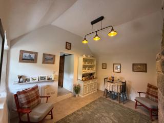 Murphys Thatched Cottage - Mitchelstown - 3