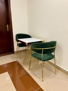 Luxury Retreat Abu Dhabi Apartments F 11 Islamabad - Islamabad - 9