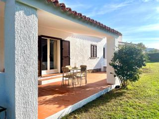Giardino-Mare 200 mt-Pineta AC&WI-FI - Budoni - 0