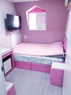 Dreaming Hostel Sinchon Hongdae - Seoul - 2