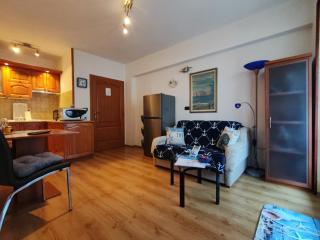 Mediterranean style apartment with free parking - 5