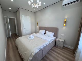 Комфортная квартира 1147 возле метро с видом на горы - 0