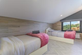 Cozy Chalet Stay with AC - Fārayyā - 5