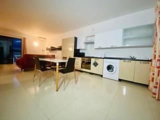Stylish Studio with Side Sea-Views - - 6