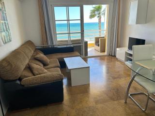 APARTAMENTO FRENTE AL MAR,PRIMERA LINEA DE PLAYA - Rincón de la Victoria - 5