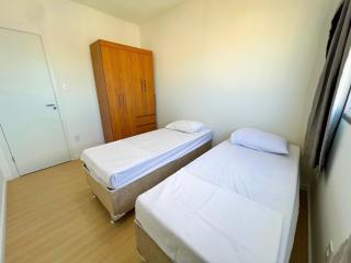 Resort Aruana com 2qts, ar, piscina e muito verde - Aracaju - 1