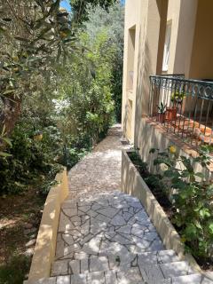Apartmani Agape - Petrovac na Moru - 1