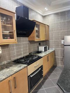 Zatis Apartment - Ikota - 7