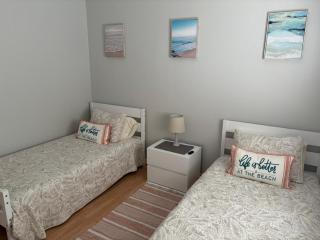 Family Friendly - Private Pool - Sleeps 10 - Cabo Coral - 9