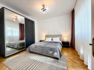 The Romantic Residence - Bucarest - 5