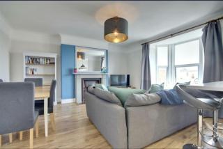 Lennox Lodge 2 - 4