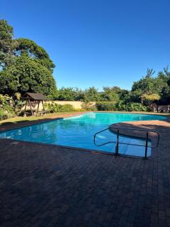 BlueHive guesthouse L - Port Edward - 9