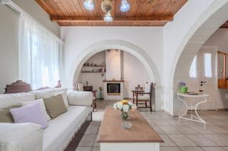 Helianthos Villas - Douliana - 1