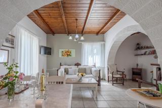 Helianthos Villas - Douliana - 2