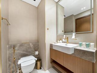 Modern Studio Private Jacuzzi Canal View - 4