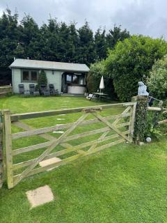 Cosy 2 BR cabin on coast private hot tub ' Driftwood ' - Stolford - 0