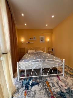 Joy Apartments - Makhinjauri - 2