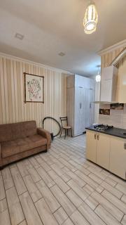 APARTAMENTI - GORGILADZE e #98 - 3