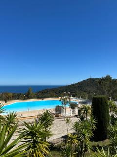 Appartement vue mer au calme dans le hameau de Cap Estérel, Agay - Saint-Raphaël - Saint-Raphaël - 2