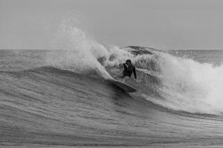 TWIN PALMS 'Beach House' - New surf front location - 3
