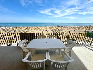 Villa Fronte Mare-Carraro Immobiliare Jesolo - Family Apartments - Lido di Jesolo - 9