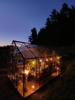 L'Ô Ré des Bois, hébergement insolite Clair de Lune, Bain norvégien, sauna, kota - Laussonne - 0