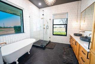 Wild & Boujee River Ranch - Smithville - 8