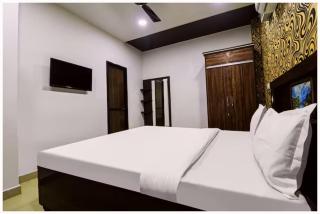 HOTEL RUPKATHA PALACE Near Shri Mahakaleshwar Jyotirlinga Temple - Ujjain - 4
