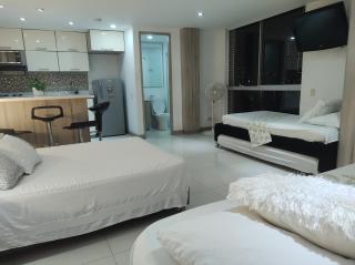 1 hasta 5 personas Acomodacion Familiar ApartaSuite Poblado - Envigado - 1