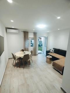 Jovan Apartman 2024 - Igalo - 0