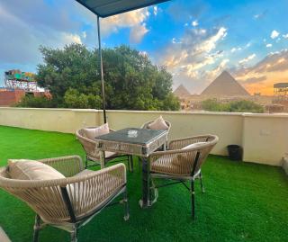 Savor Vysta pyramids view hotel - Ghaţāţī - 0