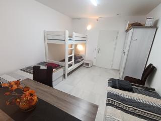 3 Monteurzimmer als Wohngemeinschaft zur Selbstversorgung - Ostfildern - 8