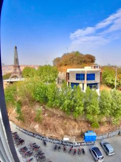 Lavish 1BHK Apartment - Rawalpindi - 5