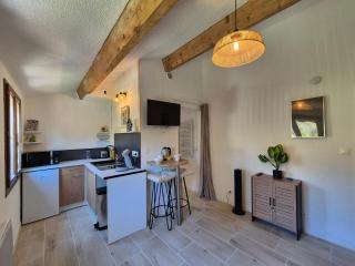 Studio refait à neuf, piscine et parking privé - Bandol - 3