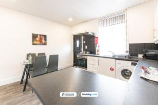 Manchester Work Stays 2BR Home with Parking & WiFi - Manchester - 8