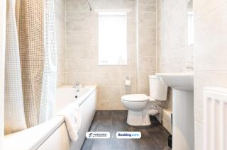 Manchester Work Stays 2BR Home with Parking & WiFi - Manchester - 4