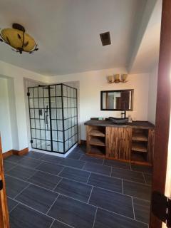 Kennymores Grill and Lodging - Cedaredge - 5