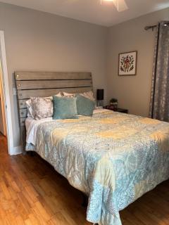 Mad Hatter Hideaway - Sumter - 7