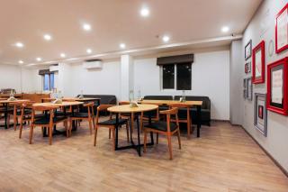 Super Townhouse RCC Elite - Ameerpet - 6