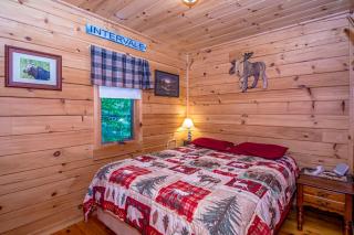 Couples Getaway Log Cabin in the White Mountains - Intervale - 6