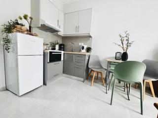 Μinimal Garden Apartments & Suites - Orfánion - 2